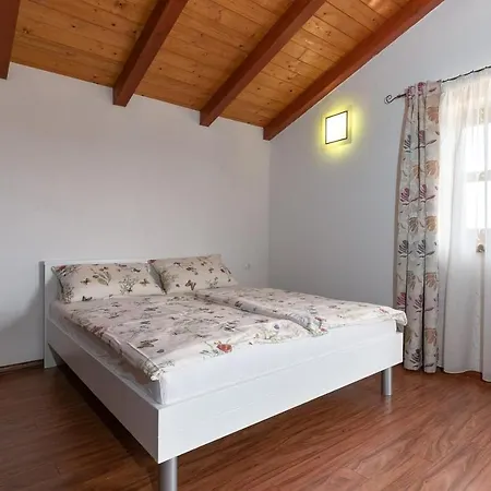 Vera * Milanezi